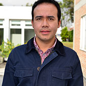 Óscar Javier Larrota Veloza