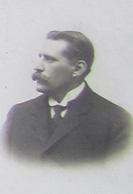 Dr. D. Justiniano Cañon