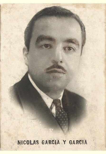 Fernando Michelsen Uribe 
    
                            