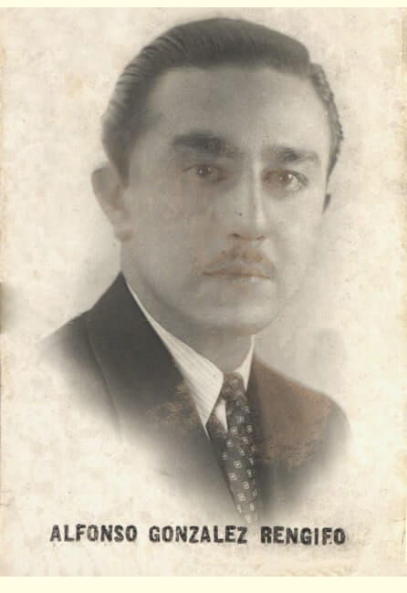 Alfonso Gonzalez Rengifo

                    