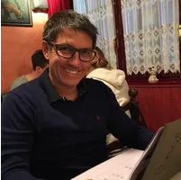 Conferencista Ignacio Giraldo