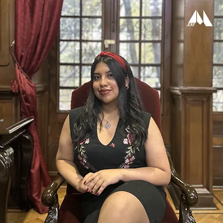 MUNUR - Directora General