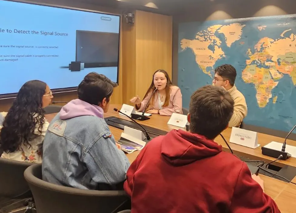 Ciencia Política y Gobierno - Espacio interactivo para la toma de decisiones