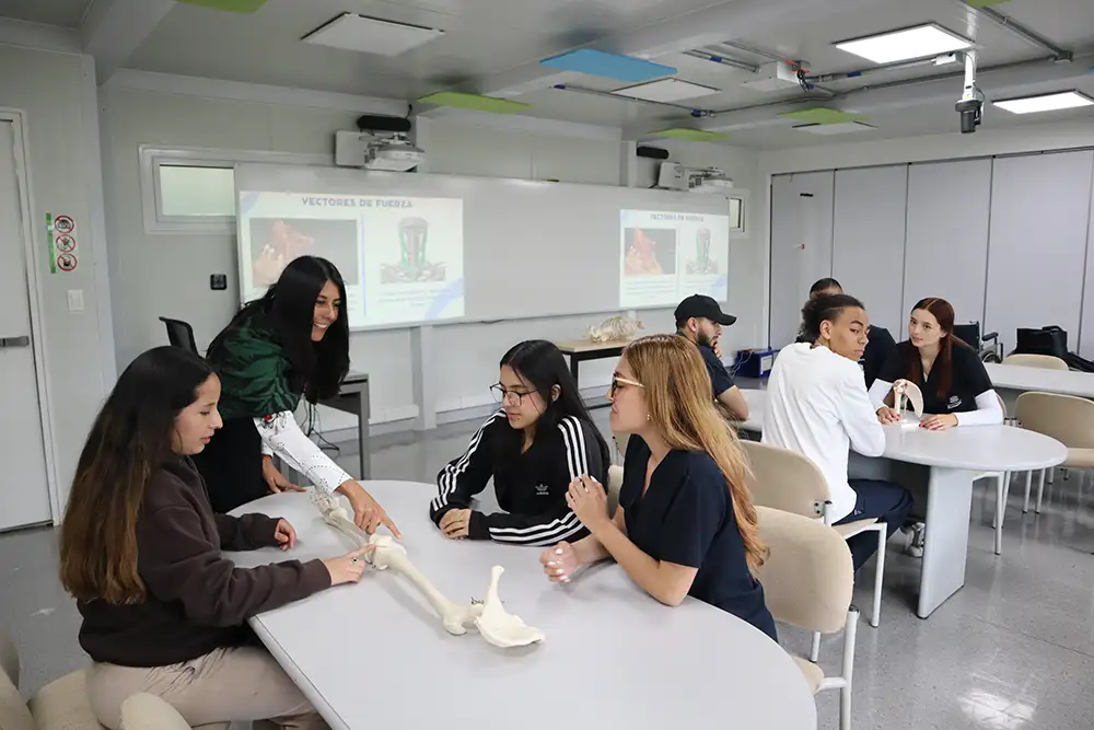 Laboratorios y espacios del Pregrado en Fisioterapia de la Universidad del Rosario