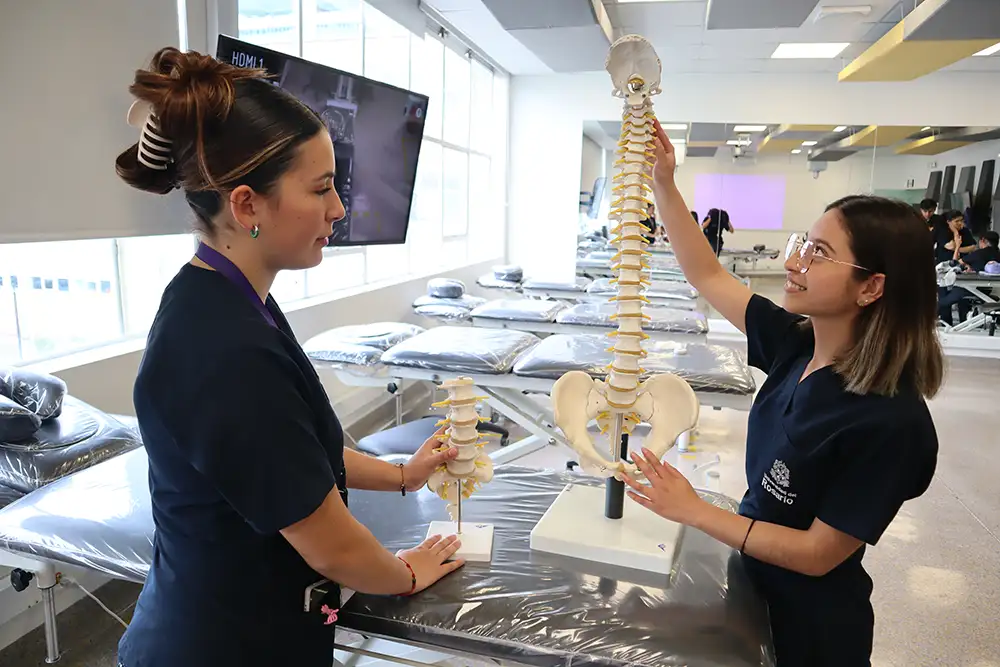 Laboratorios y espacios del Pregrado en Fisioterapia de la Universidad del Rosario
