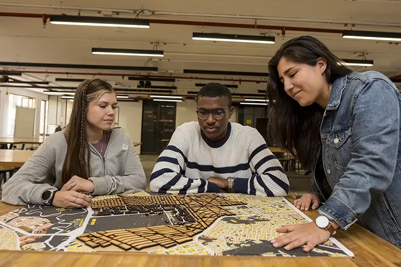 Gestión y Desarrollo Urbanos
