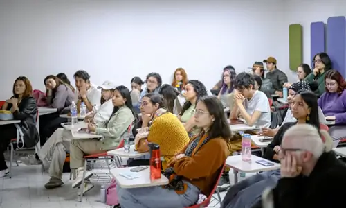 Cercanía y comunidad académica