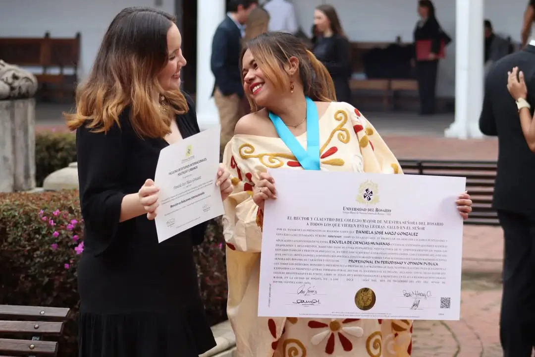 Creación de nuevo medio periodismo y opinión pública