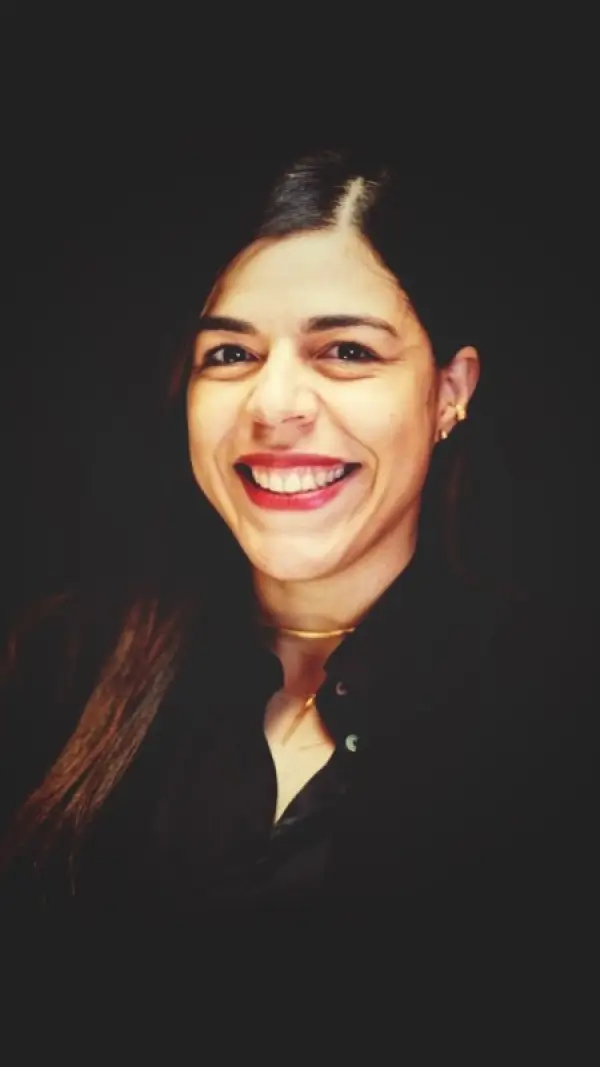 Dirige el cambio, impulsa la transformación: Desde WOM Colombia, María Fernanda López impulsa la transformación empresarial a través de la gestión de proyectos estratégicos. Egresada del programa de Administración de Negocios Internacionales, ha consolidado una trayectoria marcada por la innovación, la sostenibilidad y el liderazgo colaborativo.