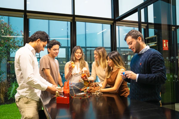 Cientifico,Students,Urosario