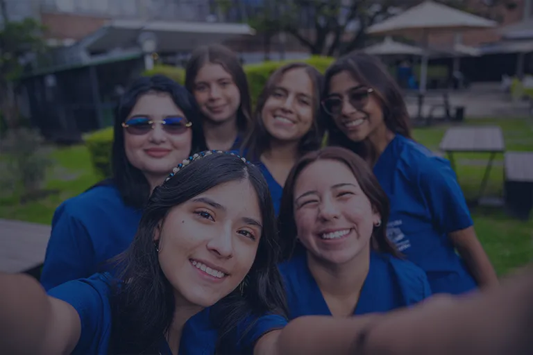 Comunidad rosarista cohesionada que inspira y se transforma