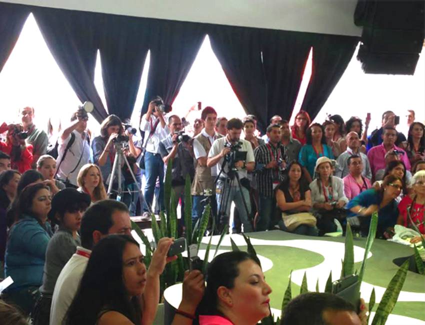 periodistas-al-limite-precariedad-censura-y-exodo-en-las-redacciones-portada