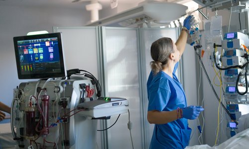 Diferencial 1 especializacion en fisioterapia en paciente adulto-critico
