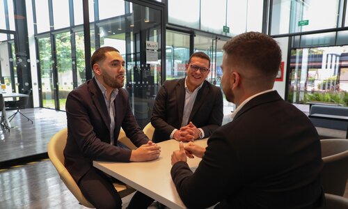 diferencial 4 networking de alto nivel y aceleracion de tu liderazgo directivo especializacion en gerencia de marketing para entornos digitales