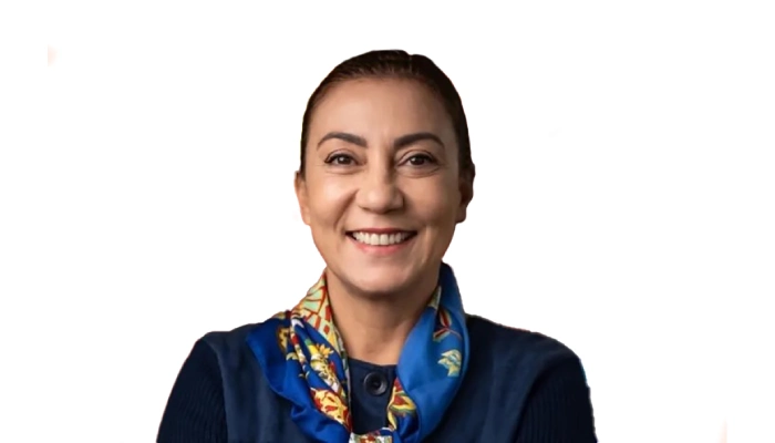 nombramiento-egresada-maria-carolina-restrepo