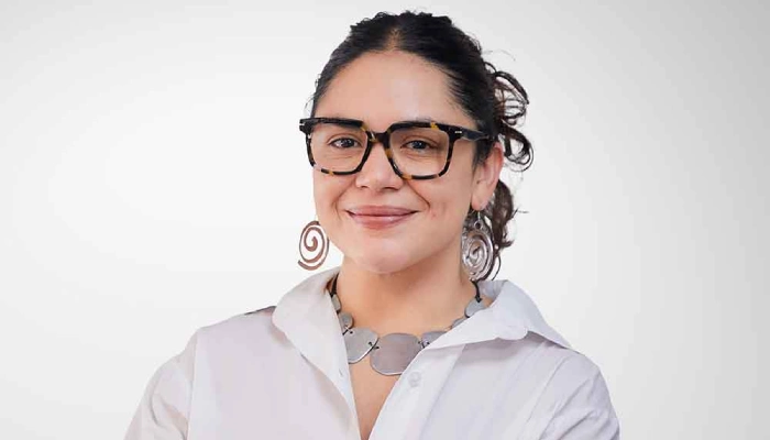 reconocimiento-egresada-juana-hoffman-quintero