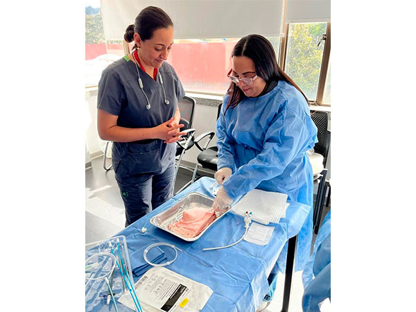 Centro de Entrenamiento en Nefrología Intervencionista por la International Society of Nephrology