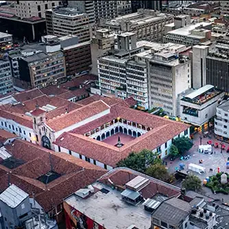 Certificado de vacaciones colectivas UR diciembre 2025