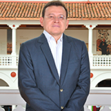 Armando Durán