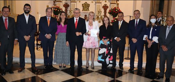 118 colaboradores Rosaristas fueron galardonados con la Orden de Calatrava al Mérito Laboral 