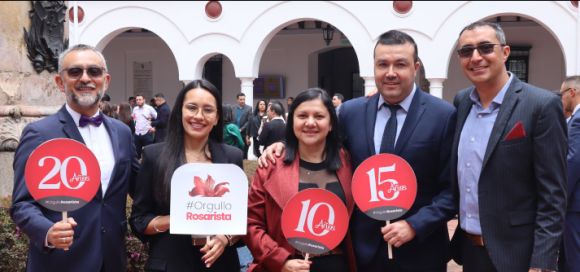 Honramos el compromiso y la excelencia de nuestra comunidad Rosarista