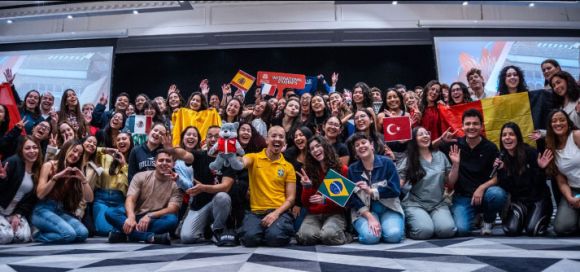 e una experiencia global en 2026-1