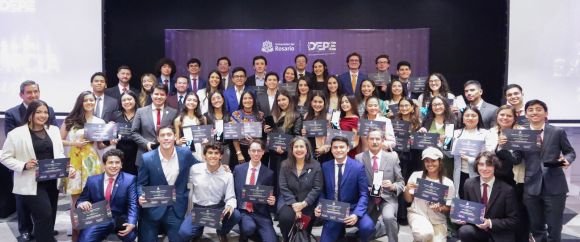 58-estudiantes-Rosaristas-fueron-reconocidos-en-la-Velada-de-Excelencia-2025