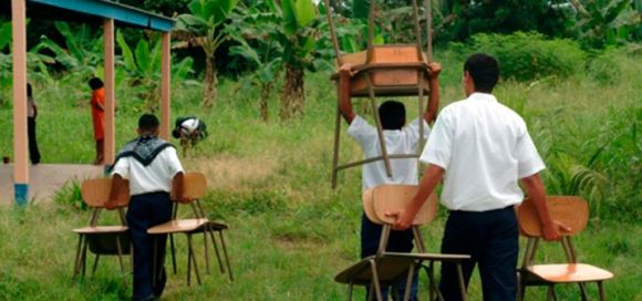 Desescalamiento del conflicto armado y rendimiento escolar: evidencia de la recomposición estudiantil como mecanismo potencial (2008-2019)