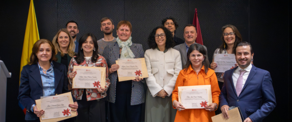El talento profesoral que conecta a URosario con el mundo recibe reconocimiento institucional