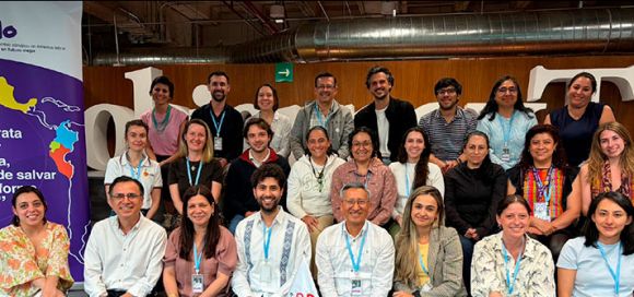 Uno de cada dos países aún no incorpora de manera suficiente el cambio climático en sus currículos escolares y Colombia está entre ellos. Una investigación de la Universidad del Rosario concluye que la educación climática sí funciona. 