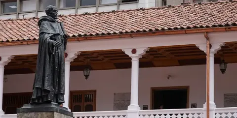 Presentación del examen AMV para asesor financiero